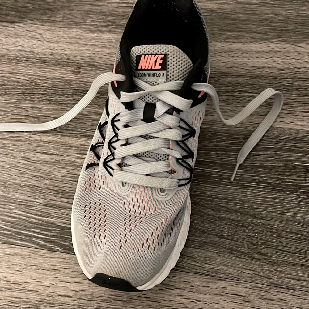 Nike Zoom Winflo 3 Size 9